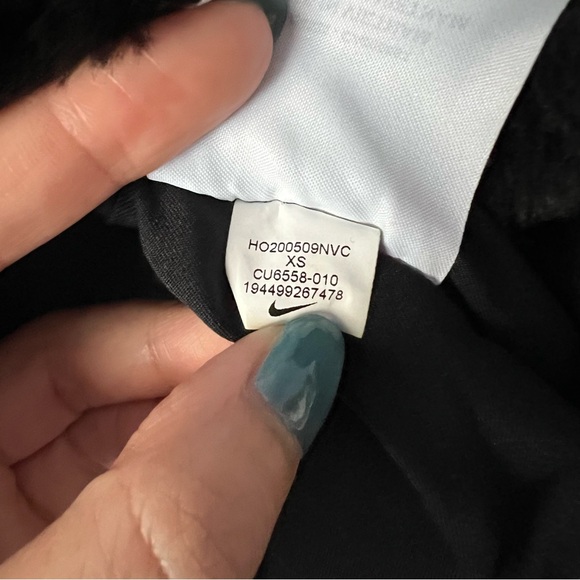 Nike Women's Sportswear Plush Faux Fur Swoosh Jacket XS - Picture 10 of 16